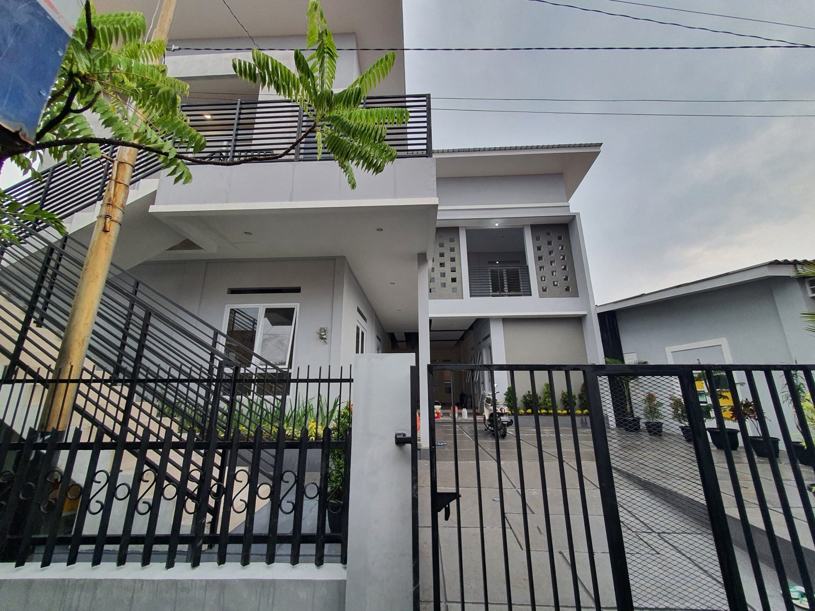 WhatsApp Image 2025-10-22 at 19.25.00