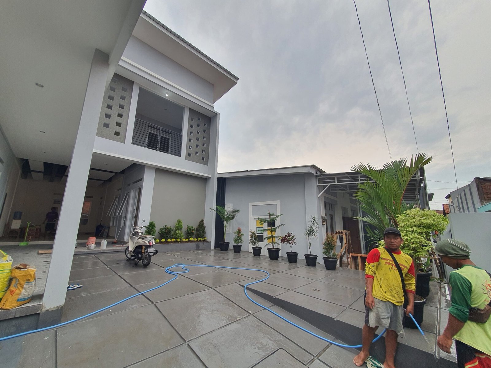 WhatsApp Image 2025-10-22 at 19.25.03 (1)