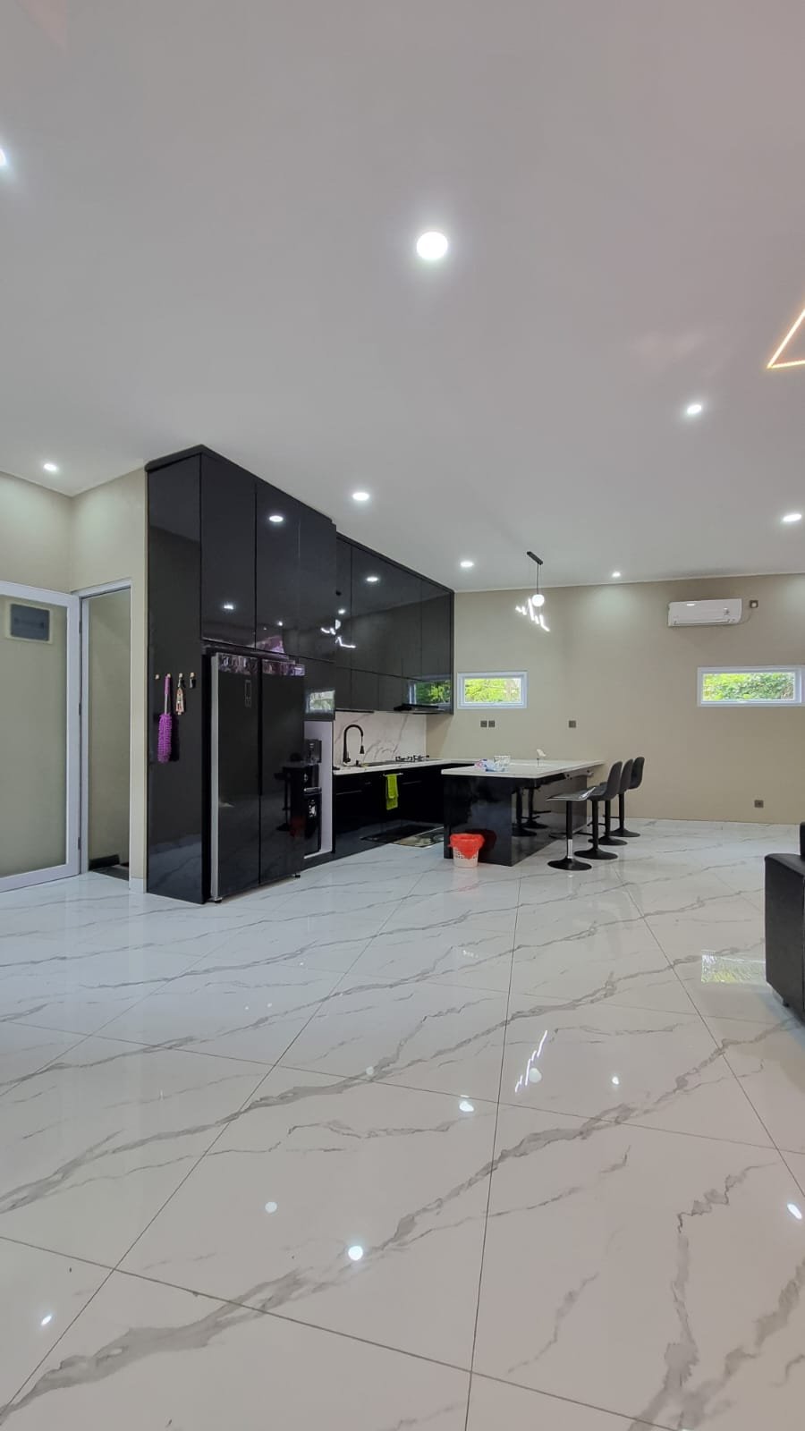 WhatsApp Image 2025-10-22 at 19.39.11 (2)